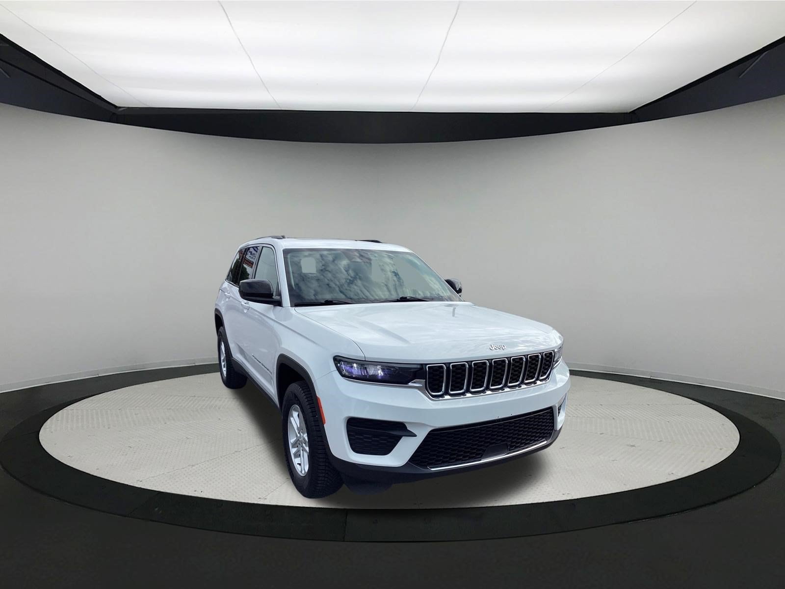 jeep grand cherokee 2023 1C4RJHAG2PC573117 image jeep grand cherokee 2023 1C4RJHAG2PC573117 image